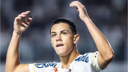 Foto: Abner Dourado/AGIF - JP Chermont foi elogiado por Fábio Carille