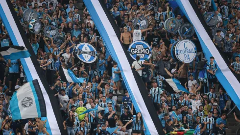 Grêmio é informado pela CBF sobre as datas e locais da volta dos jogos do Brasileirão - Torcida do Gremio durante partida contra Cuiaba no estadio Arena do Gremio pelo campeonato Brasileiro A 2024. Foto: Maxi Franzoi/AGIF