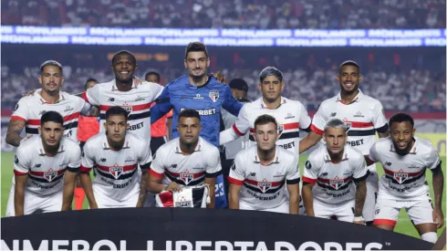 Foto: Alexandre Schneider/Getty Images - Elenco do São Paulo posa para uma foto.