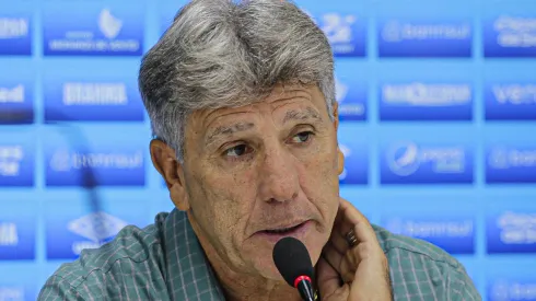 Renato Gaúcho concedendo entrevista coletiva após a partida entre Operário e Grêmio, pela Copa do Brasil, no dia 30/04/2024.