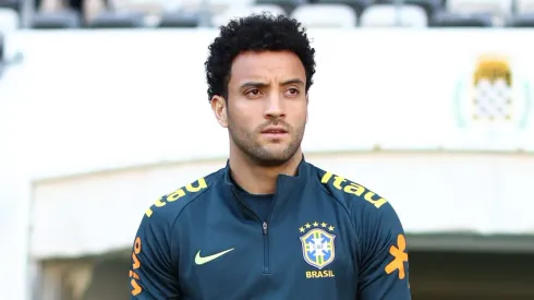 Felipe Anderson em treinamento pela Seleção Brasileira