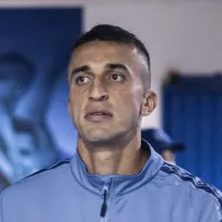 João Schmidt vira desfalque e deve perder partida do Santos pela primeira vez