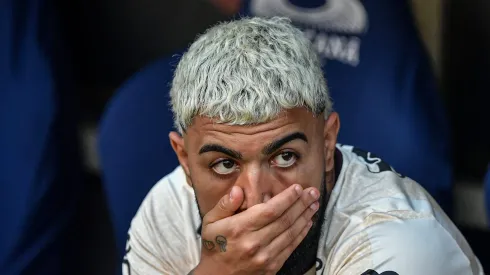 Gabigol durante partida contra o Corinthians. Atacante pode ser negociado.