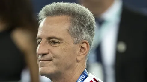 RJ - RIO DE JANEIRO - 07/04/2024 - CARIOCA 2024, FLAMENGO X NOVA IGUACU FINAL - Rodolfo Landim presidente do Flamengo durante cerimonia de premiacao ao final da partida contra o Nova Iguacu no estadio Maracana pela decisao do campeonato Carioca 2024.