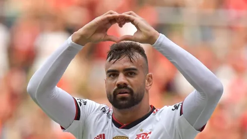 Fabrício Bruno comemorando gol durante partida entre Flamengo e Nova Iguaçu, no Maracanã, pelo Campeonato Carioca de 2023, no dia 21/01.
