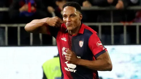 Yerry Mina, do Cagliari, pode pintar no Cruzeiro
