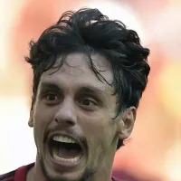 Rodrigo Caio acerta salário com o Grêmio e embarca para Canoas