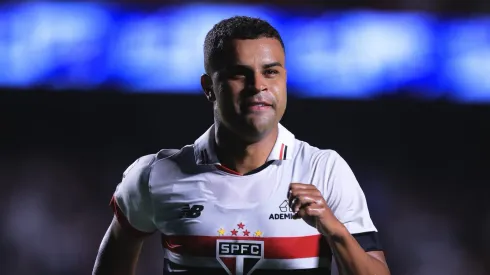 Alisson durante partida diante do Palmeiras. Foto: Ettore Chiereguini/AGIF