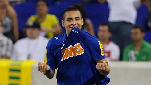 Wellington Paulista com a camisa do Cruzeiro. Foto: Mike Stobe/Getty Images for New York Red Bulls
