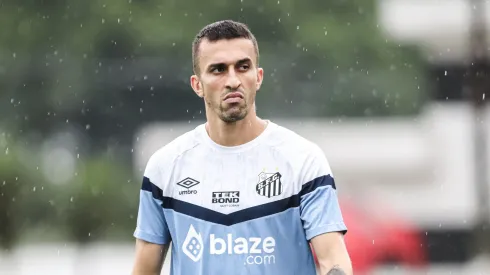 Volante sofreu uma lesão e precisou ficou de fora do último jogo