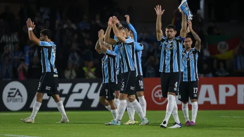 PR - CURITIBA - 29/05/2024 - COPA LIBERTADORES 2024, GREMIO X THE STRONGEST - Jogadores do Gremio comemoram vitoria ao final da partida contra o The Strongest no estadio Couto Pereira pelo campeonato Copa Libertadores 2024. Foto: Maxi Franzoi/AGIF