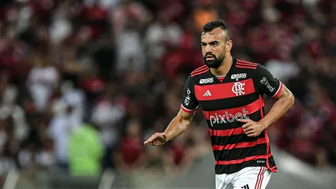 Fabrício Bruno fica no Flamengo, por enquanto