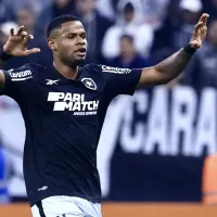 Em noite dos irmãos Romero, Júnior Santos rouba a cena em vitória do Fogão fora de casa