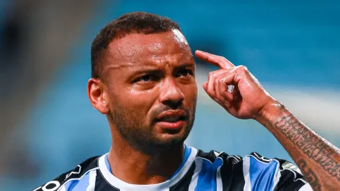 João Pedro Galvão em ação em partida do Imortal. Foto: Maxi Franzoi/AGIF