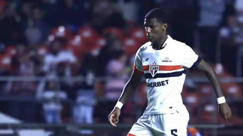 Arboleda saiu com bolhas nos pés do jogo deste domingo.