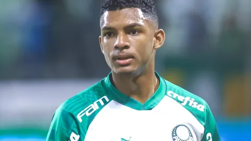 Luis Guilherme negociado com o West Ham