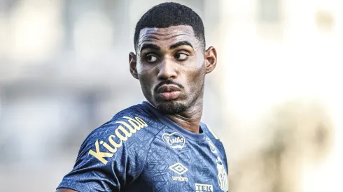 Cobiça por Joaquim faz Santos se movimentar no mercado