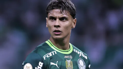 Richard Ríos não foi bem nos últimos jogos do Verdão e perdeu espaço no time titular