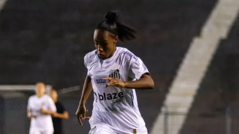 Jogadora é um dos destaques da equipe. Divulgação/Bruno Vaz/Santos FC.
