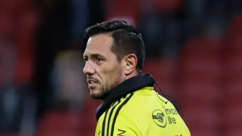 Diego Alves, ex-goleiro do Flamengo durante partida contra o Internacional no estádio Beira-Rio pelo Brasileirão Série A - Foto: Maxi Franzoi/AGIF