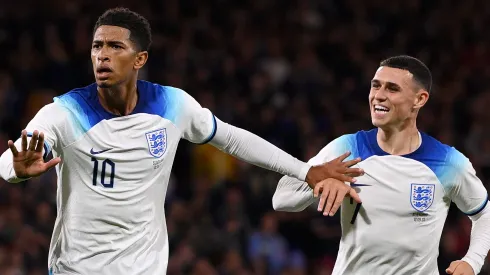 Foden e Bellingham em partida da Inglaterra
(Foto: Stu Forster/Getty Images)