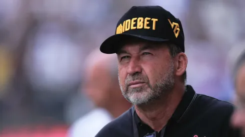 Augusto Melo vive pressão dentro do Timão