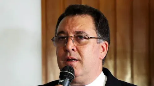 Marcelo Teixeira toma decisão no mercado da bola. Foto: Pedro Ernesto Guerra Azevedo/Santos FC.