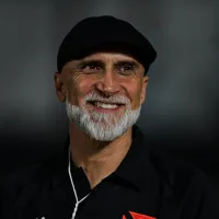 Álvaro Pacheco conta com o retorno de JP em dia de treinamento no Vasco