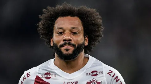 RJ - RIO DE JANEIRO - 11/06/2024 - BRASILEIRO A 2024, BOTAFOGO X FLUMINENSE - Marcelo jogador do Fluminense durante partida contra o Botafogo no estadio Engenhao pelo campeonato Brasileiro A 2024.