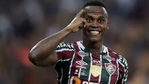 Jhon Arias tem proposta avançada de time inglês para deixar Fluminense, diz jornalista colombiano