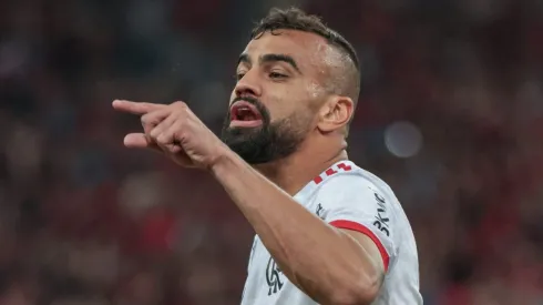 Fabrício Bruno, zagueiro do Flamengo no jogo contra o Athletico-PR. Foto: Robson Mafra/AGIF