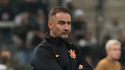 Vítor Pereira também passou pelo Flamengo no Brasil. Foto: Marcello Zambrana/AGIF