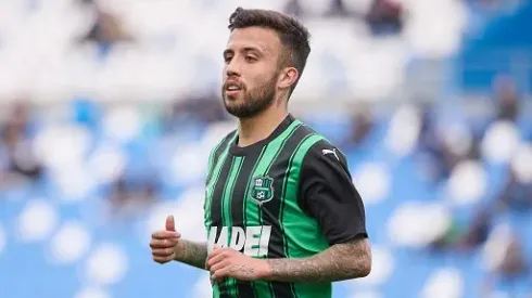 Matheus Henrique durante partida entre Sassuolo e Udinese, no Mapei Stadium, pelo Campeonato Italiano, no dia 01/04/2024. Foto: Emmanuele Ciancaglini/Getty Images