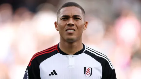 Carlos Vinícius, atacante do Fulham - Foto: Ryan Pierse/Getty Images
