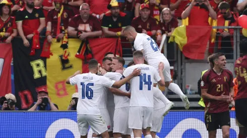 Eslovacos comemoram gol em vitória contra a Bélgica. (Photo by Alex Grimm/Getty Images)