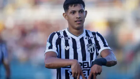 Erick Pulga fortemente ligado ao Corinthians