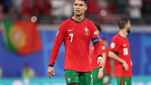 Turquia e Portugal duelam pelo 1º lugar do Grupo F da Eurocopa.