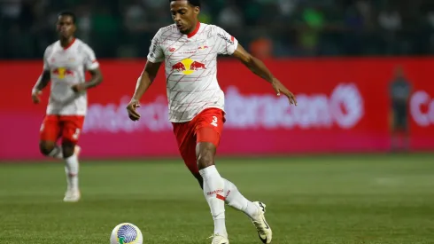 Bragantino e Vitória se enfrentam na 11ª rodada do Brasileirão.