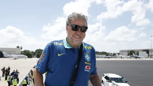 Julio Casares durante viagem com a Seleção Brasileira. Foto: Rafael Ribeiro/CBF