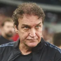 Cuca desmente acerto no Cruzeiro e faz crítica: \'Irresponsável\'