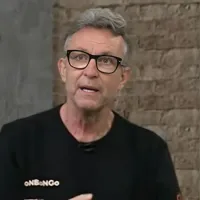 Craque Neto faz campanha para titular do Flamengo ser convocado por Dorival Júnior: \'Entre os quatro melhores\'