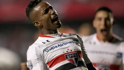 Thiago Mendes foi pessoalmente ao Catar para conseguir liberação ao São Paulo