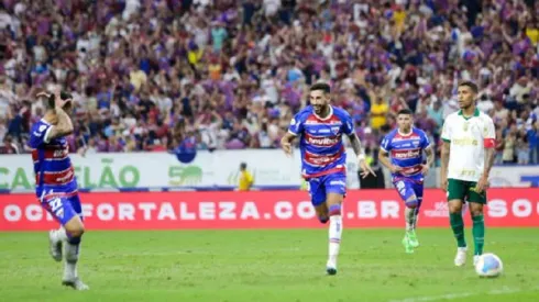 Foto: Lucas Emanuel/AGIF - Fortaleza bate Palmeiras por 3 a 0 nesta quarta-feira (26) pelo Brasileirão Série A 2024