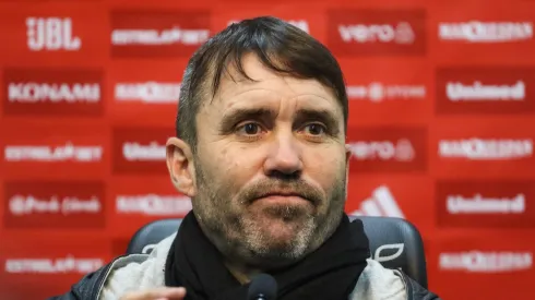 Coudet, treinador do Internacional. Foto: Leonardo Hübbe/AGIF