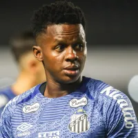 Faxina no CT: Santos rescinde com Cazares e também dispensa lateral-direito Cadu