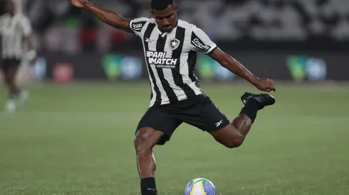 Vasco e Botafogo duelam na 12ª rodada do Brasileirão Série A.