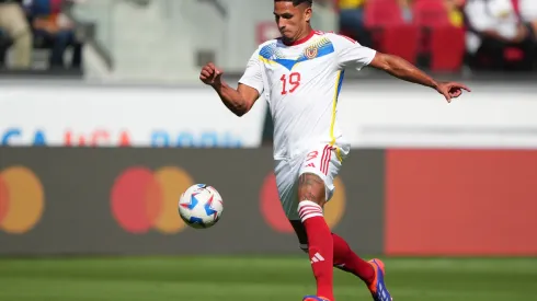 México e Equador duelam pela última vaga no Grupo B.