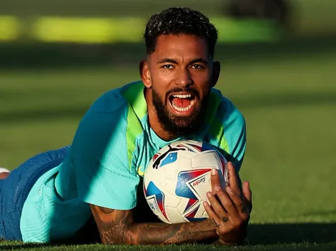 Douglas Luiz fecha com a Juventus-ITA e Vasco receberá bolada