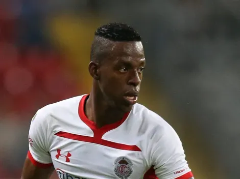 Augusto Melo atrasa a contratação de Cristian Borja pelo Corinthians