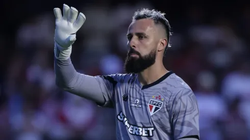 Jandrei mais uma vez falhou no gol do São Paulo e torcida não perdoou na web